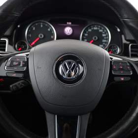 Foto inzerátu Volkswagen Touareg 3.0 TDI