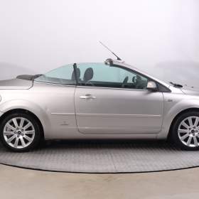 Foto inzerátu Ford Focus 2.0 16V