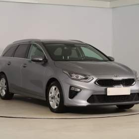 Fotka k inzerátu Kia Ceed 1.5 T- GDI / 19198207