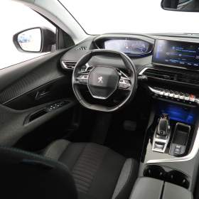 Foto inzerátu Peugeot 5008 1.5 BlueHDi