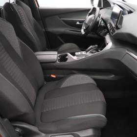 Foto inzerátu Peugeot 5008 1.5 BlueHDi