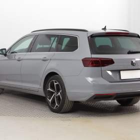 Foto inzerátu Volkswagen Passat 2.0 TDI