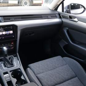 Foto inzerátu Volkswagen Passat 2.0 TDI