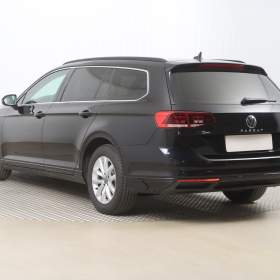 Foto inzerátu Volkswagen Passat 2.0 TDI