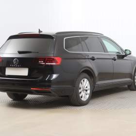 Foto inzerátu Volkswagen Passat 2.0 TDI