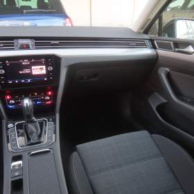 Foto inzerátu Volkswagen Passat 2.0 TDI