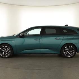 Foto inzerátu Peugeot 308 Hybrid 180