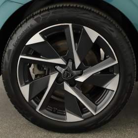 Foto inzerátu Peugeot 308 Hybrid 180