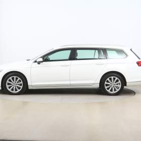 Foto inzerátu Volkswagen Passat 2.0 TDI