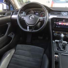 Foto inzerátu Volkswagen Passat 2.0 TDI