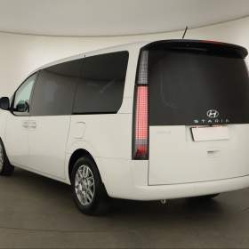 Foto inzerátu Hyundai Staria 2.2 CRDi