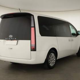 Foto inzerátu Hyundai Staria 2.2 CRDi