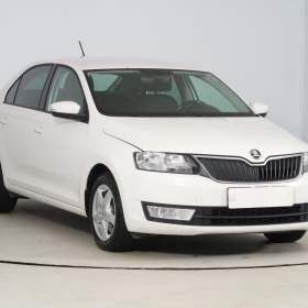 Fotka k inzerátu Škoda Rapid 1.2 TSI / 19627215