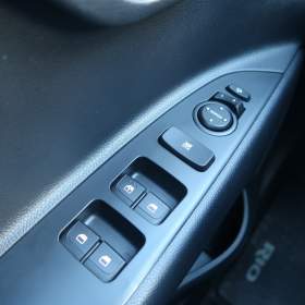 Foto inzerátu Kia Rio 1.25 CVVT