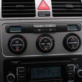 Foto inzerátu Volkswagen Touran 1.9 TDI