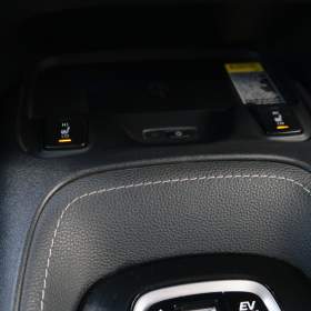 Foto inzerátu Toyota Corolla 1.8 Hybrid