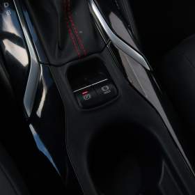 Foto inzerátu Toyota Corolla 1.8 Hybrid