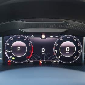 Foto inzerátu Škoda Superb 2.0 TSI