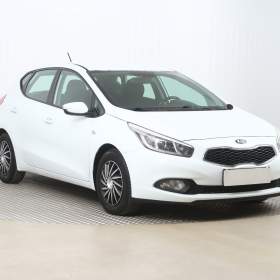 Fotka k inzerátu Kia Ceed 1.4 CVVT / 19576809