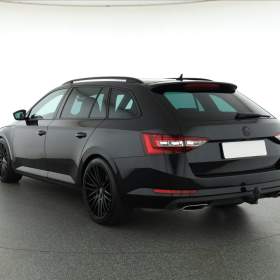 Foto inzerátu Škoda Superb 2.0 TSI