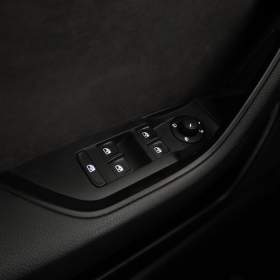 Foto inzerátu Škoda Superb 2.0 TSI