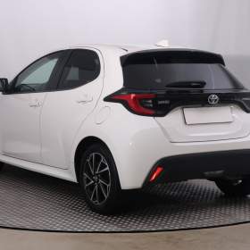 Foto inzerátu Toyota Yaris 1.5 VVT-i Hybrid
