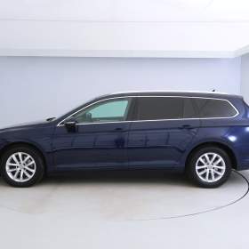 Foto inzerátu Volkswagen Passat 2.0 TDI