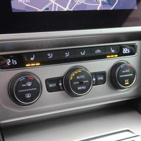 Foto inzerátu Volkswagen Passat 2.0 TDI