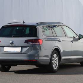 Foto inzerátu Volkswagen Passat 2.0 TDI