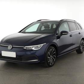 Foto inzerátu Volkswagen Golf 1.5 eTSI