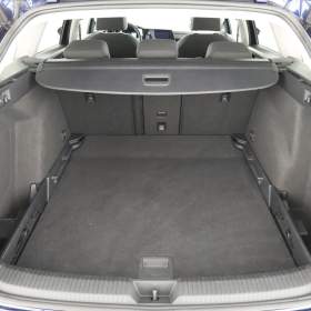 Foto inzerátu Volkswagen Golf 1.5 eTSI