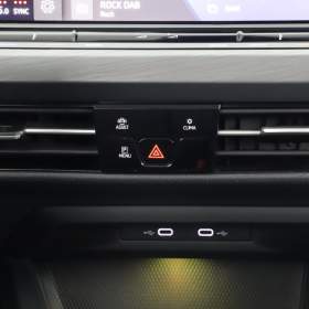 Foto inzerátu Volkswagen Golf 1.5 eTSI