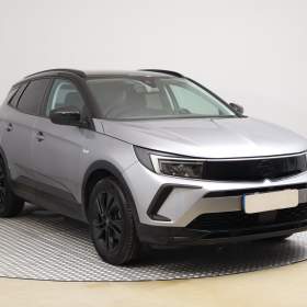 Foto inzerátu Opel Grandland 1.2 Turbo