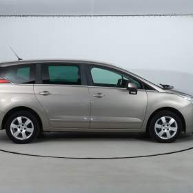 Foto inzerátu Peugeot 5008 1.6 HDi