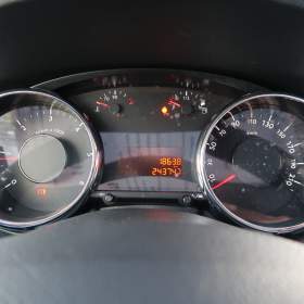 Foto inzerátu Peugeot 5008 1.6 HDi