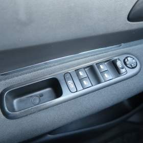 Foto inzerátu Peugeot 5008 1.6 HDi