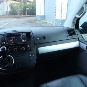 Foto inzerátu Volkswagen Multivan 2.0 TDI
