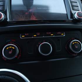 Foto inzerátu Volkswagen Multivan 2.0 TDI