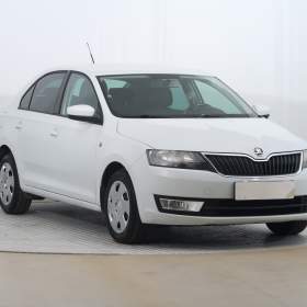 Fotka k inzerátu Škoda Rapid 1.2 TSI / 19494153