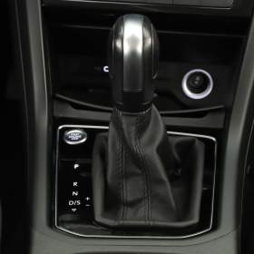 Foto inzerátu Volkswagen Touran 2.0 TDI