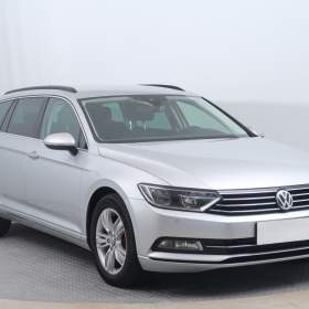 Volkswagen Passat 2.0 TDI / 19630800