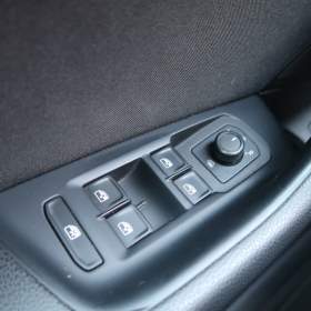 Foto inzerátu Volkswagen Passat 2.0 TDI