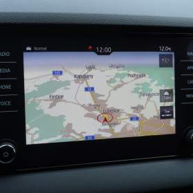 Foto inzerátu Škoda Karoq 1.6 TDI