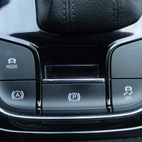 Foto inzerátu Škoda Karoq 1.6 TDI