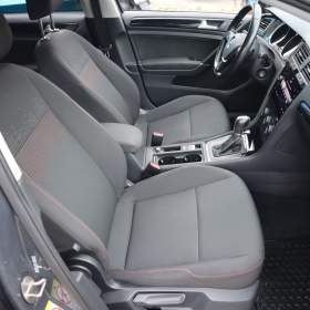 Foto inzerátu Volkswagen Golf 1.6 TDI
