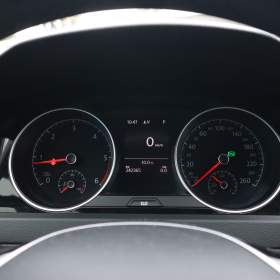 Foto inzerátu Volkswagen Golf 1.6 TDI