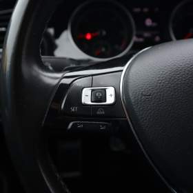 Foto inzerátu Volkswagen Golf 1.6 TDI