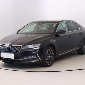 Foto inzerátu Škoda Superb iV 1.4 TSI PHEV