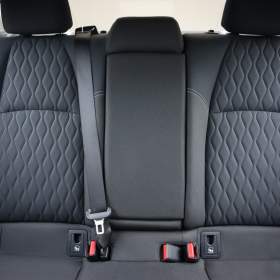 Foto inzerátu Toyota Corolla 1.8 Hybrid