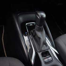 Foto inzerátu Toyota Corolla 1.8 Hybrid